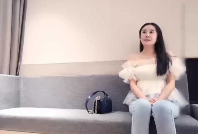 正在播放桃谷エリ破坏版-TS国产在线视频